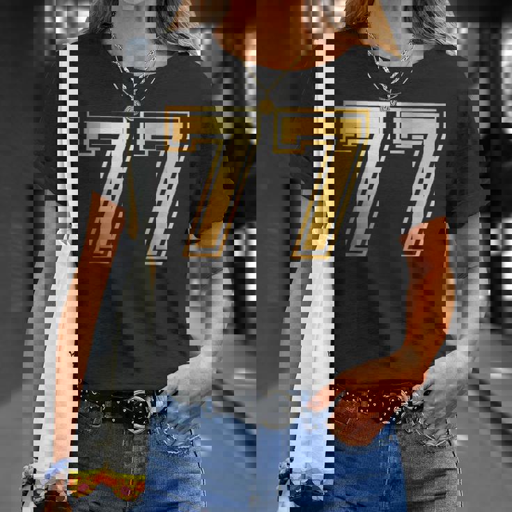 77 ナンバーセブンティセブンチーム スポーツ グラフィック 代表チームマッチング Tシャツ 彼女への贈り物