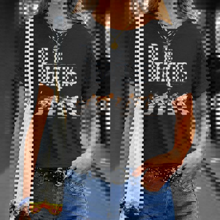 The Beagles ビーグル犬の飼い主、ビーグル犬の恋人、犬の恋人への贈り物 Tシャツ 彼女への贈り物