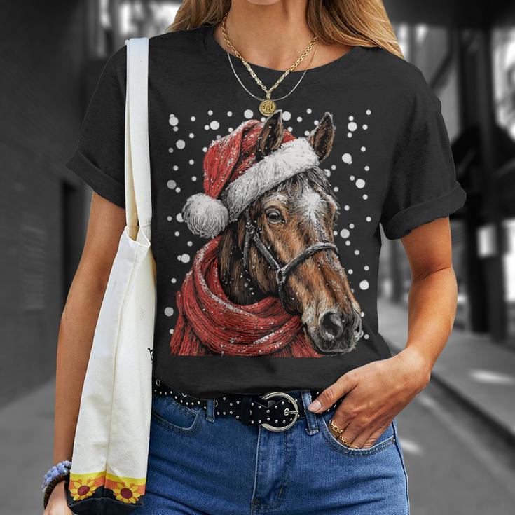 Cheval Enneigé Avec Bonnet De Père Noël D'hiver T-Shirt Cadeaux pour elle