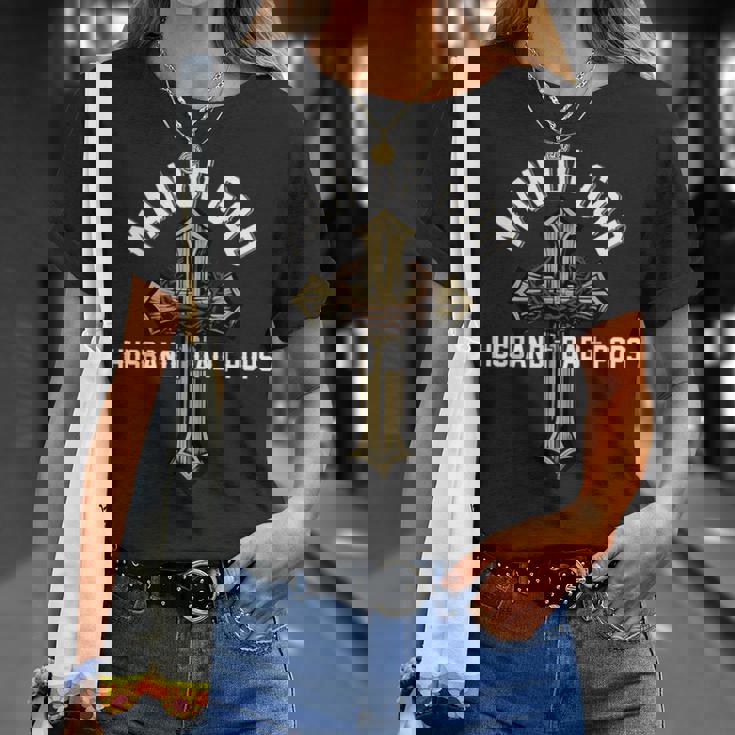 Proud Husband Dad Pops Father's Day Christian Cross T-Shirt Gifts for Her