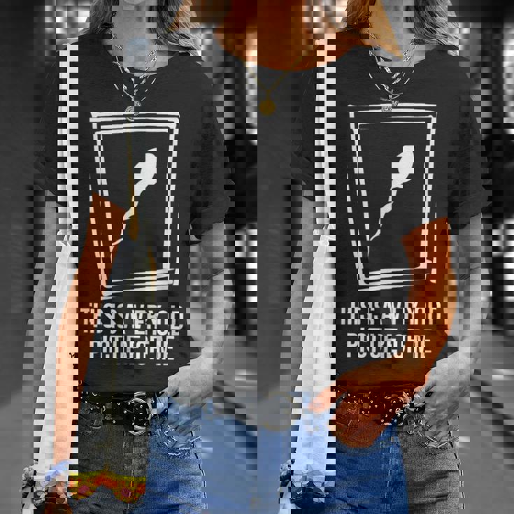 これはとても古い私の絵です 面白い誕生日プレゼント。 Tシャツ 彼女への贈り物