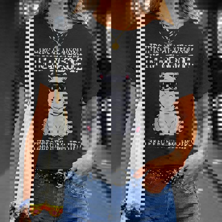 カバはすごいだから私はカバの面白いカバだ Tシャツ 彼女への贈り物