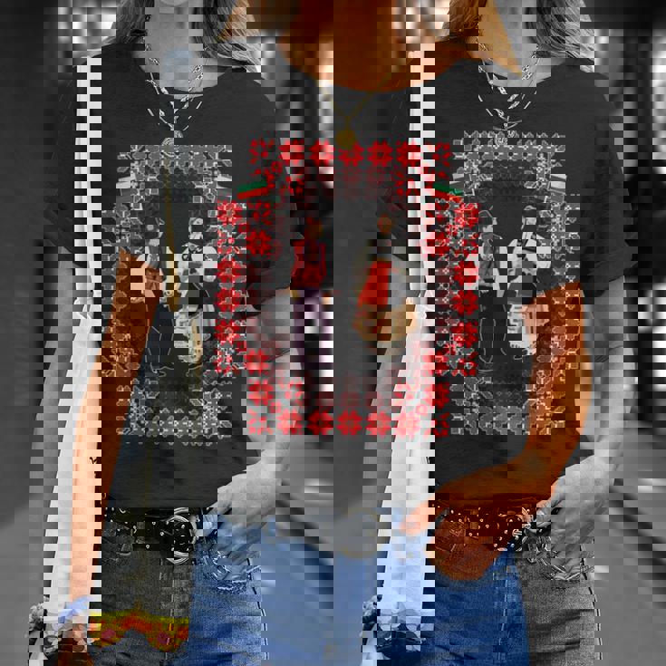 ブルガリアの伝統民族舞踊。ダンサー 長袖tシャツ Tシャツ 彼女への贈り物