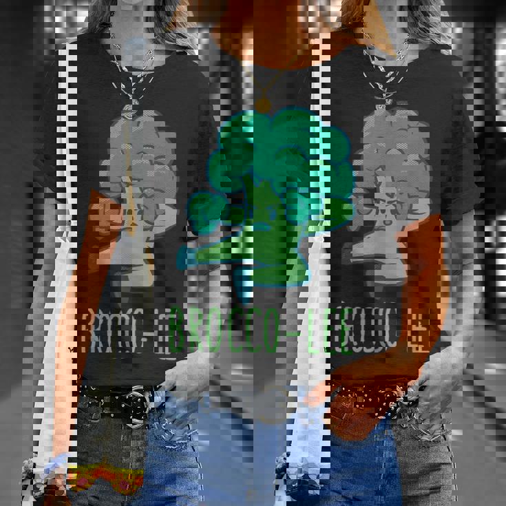 ブロッコリー 面白い空手カンフーブロッコリー野菜 Tシャツ 彼女への贈り物