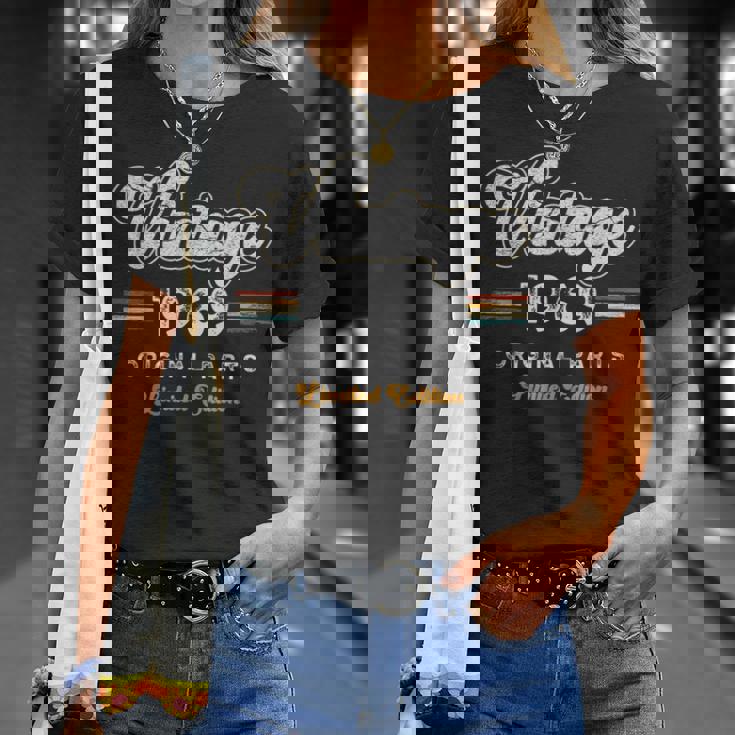 ヴィンテージ 1969 オリジナル・パーツ 限定版 57歳の誕生日 Tシャツ 彼女への贈り物