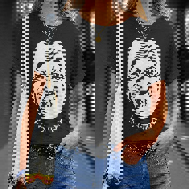 伝統的な日本のマスク、ひょっとこ様式デザイン。 Tシャツ 彼女への贈り物