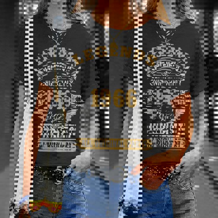 伝説は1966年にヴィンテージ60歳の誕生日に生まれました60歳 長袖tシャツ Tシャツ 彼女への贈り物