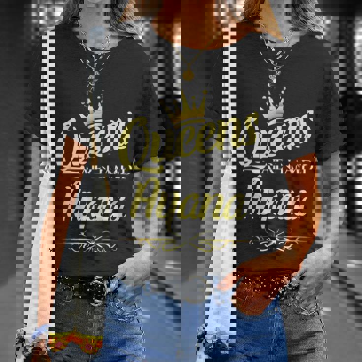 女王はayanaと名付けられる Tシャツ 彼女への贈り物