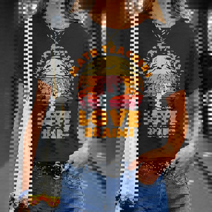 数学教師 Love Brains おもしろハロウィン ゾンビテーマ Tシャツ 彼女への贈り物