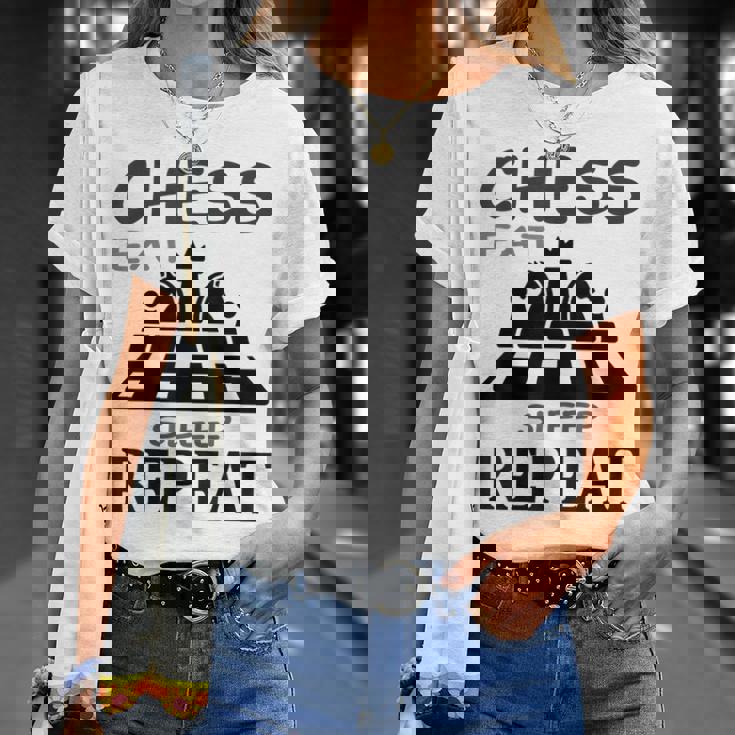 Chess Play チェス盤 チェスマット ギフトアイデア Tシャツ 彼女への贈り物