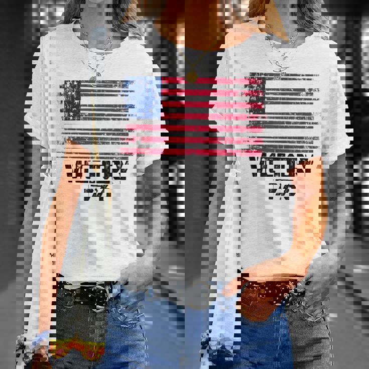 Victory 1776 愛国的 ベッツィー・ロス アメリカ国旗 星13個 Tシャツ 彼女への贈り物