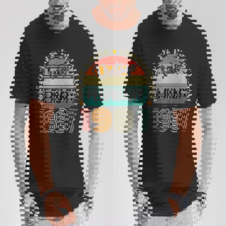 37歳 ヴィンテージ 1987年2月 37歳の誕生日 レトロ Tシャツ 面白い贈り物