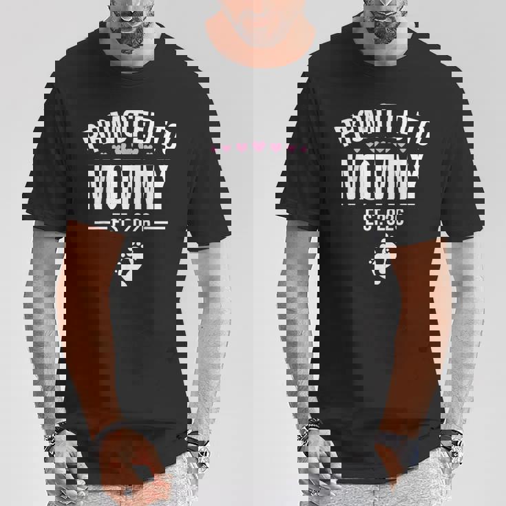 Cute 1St Time Mom Est 2026 New Mom New First T-Shirt Unique Gifts