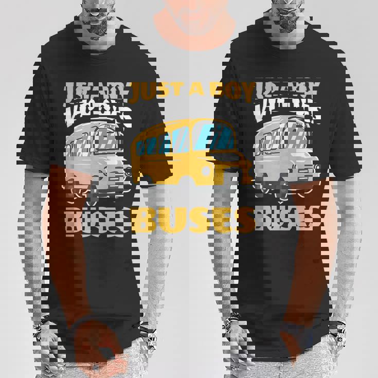 Just A Boy Who Loves Buses バス愛好家 バス愛好家 名言 Tシャツ 面白い贈り物