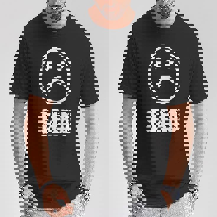 Sad 季節 愛情障害 悲しみ うつ病 エモ パンク Tシャツ 面白い贈り物