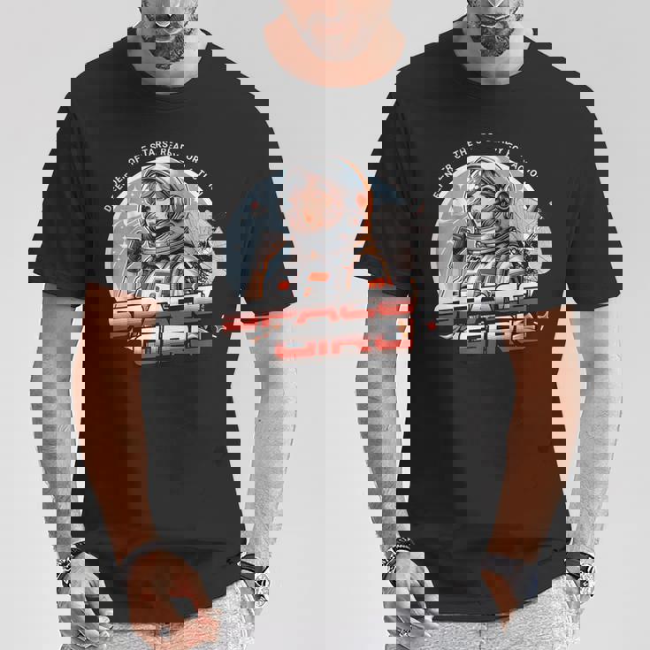 Sf宇宙少女ディフェンダー・オブ・ザ・スターズ・レディ・フォー・アクション。 Tシャツ 面白い贈り物