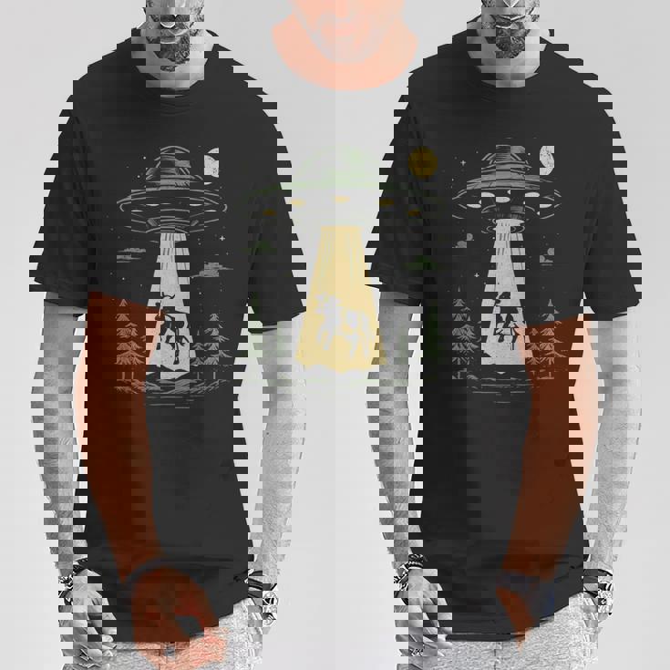 Ufo 牛誘拐デザイン Tシャツ 面白い贈り物