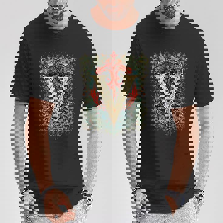 V文字 アルファベット ヴィンテージ モノグラム イニシャル 名前 Tシャツ 面白い贈り物