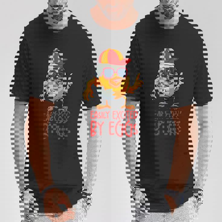 おもしろエッグが簡単に興奮するエッグ。 Tシャツ 面白い贈り物