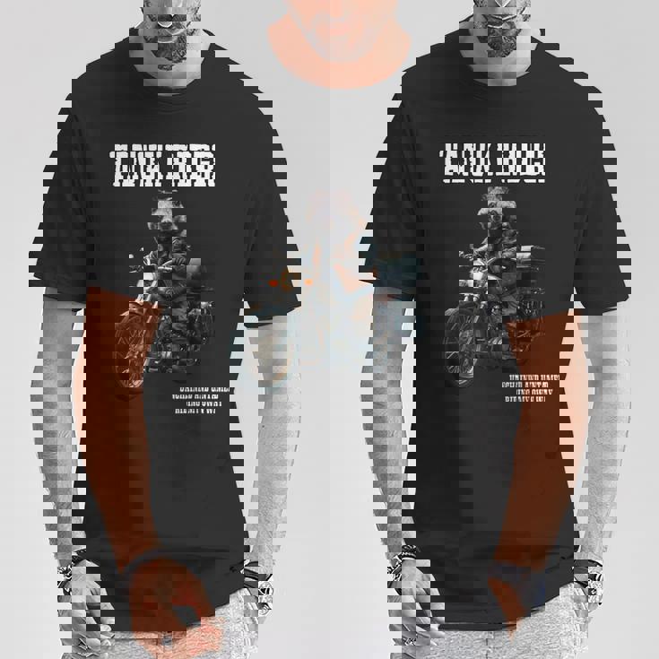 たぬきライダー バイク ビンテージ かっこいいタヌキ 狸 おもしろ 日本 動物 ユニーク オートバイ 乗り物 Tシャツ 面白い贈り物