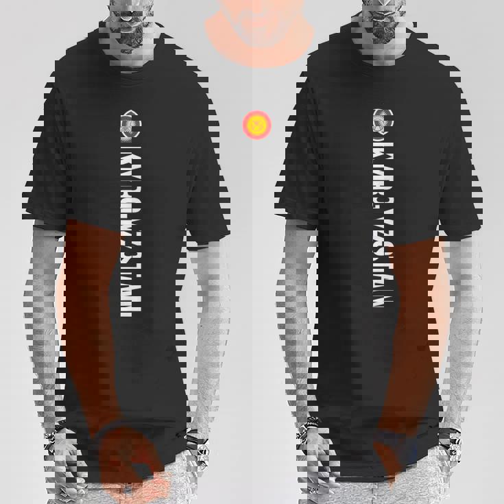 キルギス国旗 縦 Tシャツ 面白い贈り物