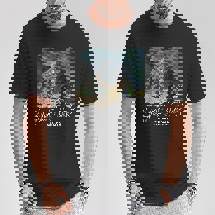 コモド島インドネシアコモドドラゴン Tシャツ 面白い贈り物