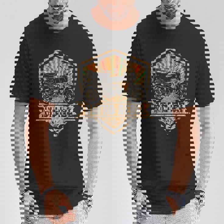 ダックス 原付 オートバイ レトロ 反乱 日本 クラシック Tシャツ 面白い贈り物