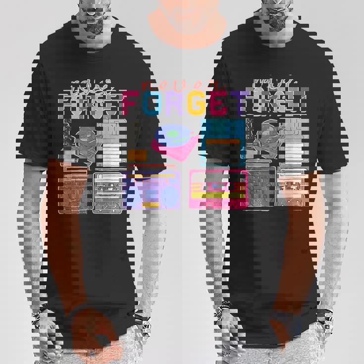 ネバーフォーゲット カセットテープ フロッピーディスク オールドスクール レトロ Tシャツ 面白い贈り物