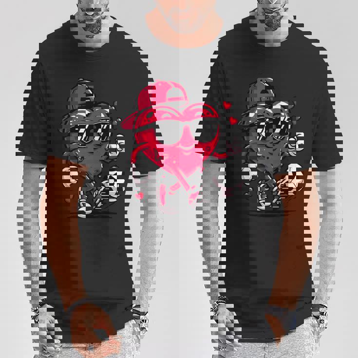 バレンタイン サッカー ハート ドリップ スポーツ 愛 バレンタインデー 男の子 Tシャツ 面白い贈り物