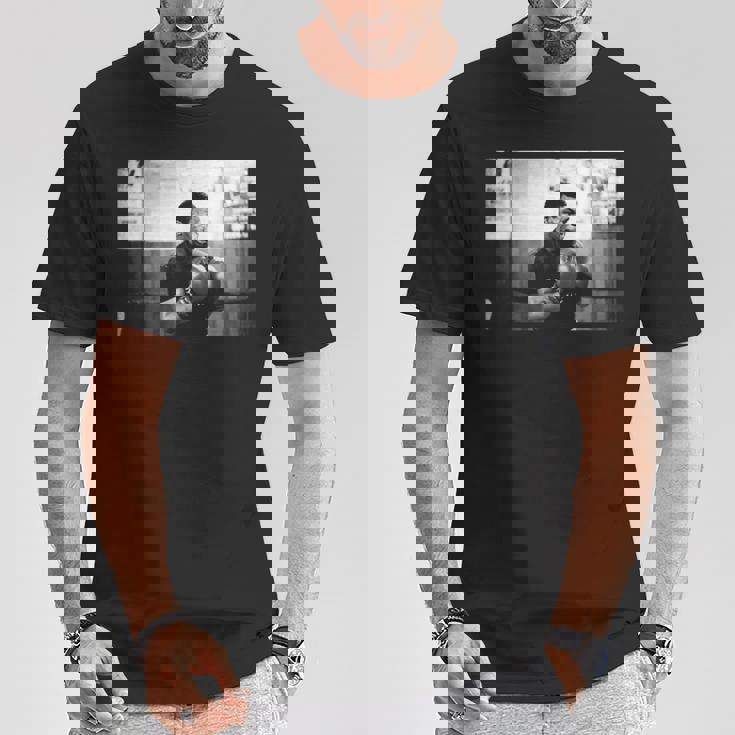 ボクサー マイク・タイソン ロンドンで ジェームズ・ティリス 対 フランク・ブルーノ Tシャツ 面白い贈り物