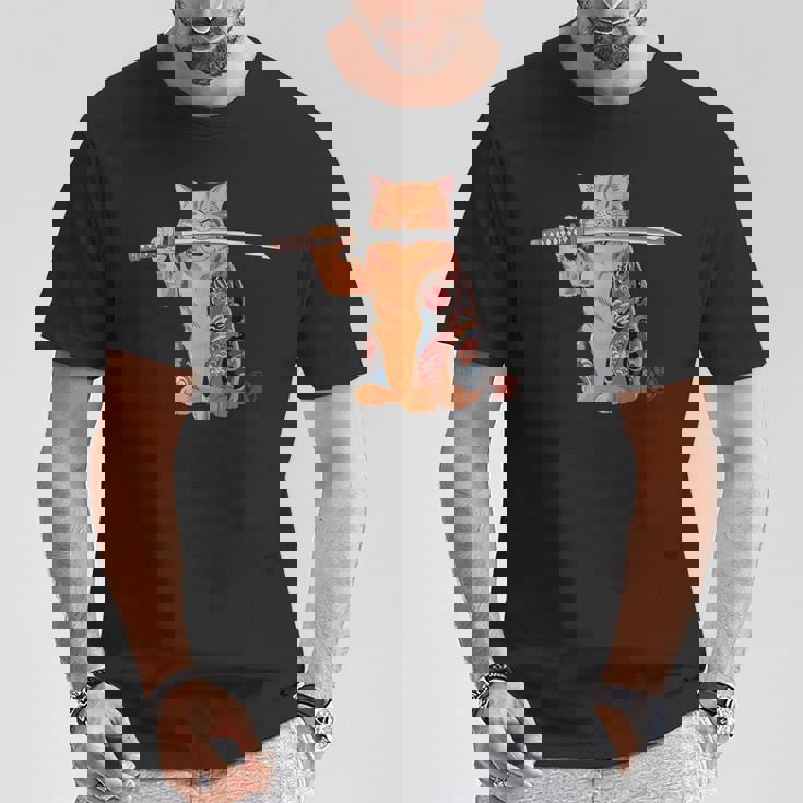 ヤクザ 猫 サムライ タトゥー 日本語 オレンジ 猫 グラフィック Tシャツ 面白い贈り物