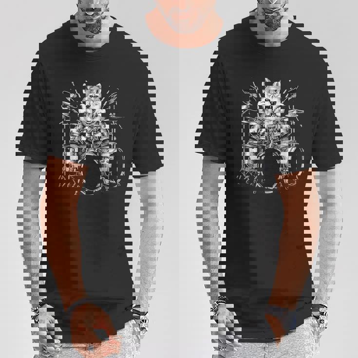 柴犬 ドラムを弾く ドラマー 犬好き Tシャツ 面白い贈り物