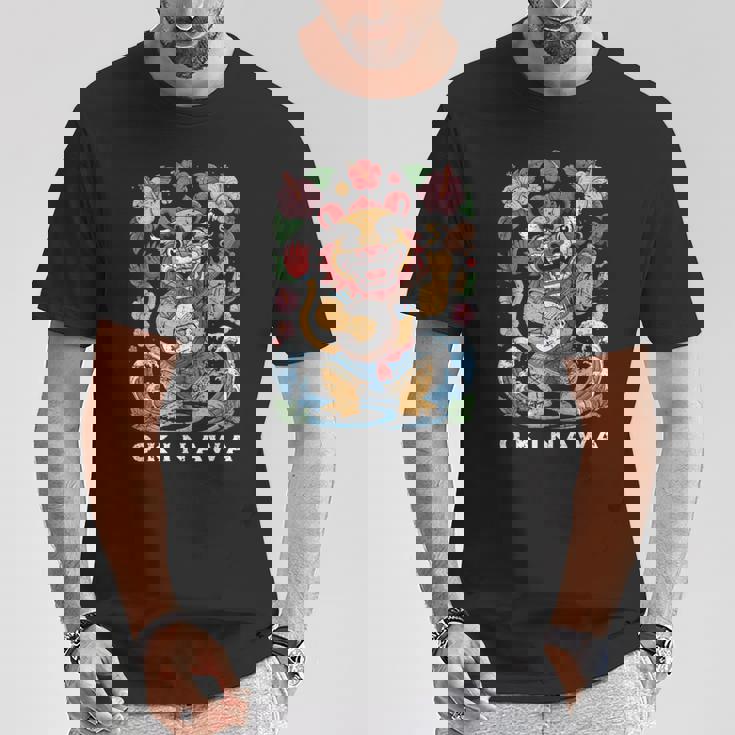 沖縄シーサーガーディアンライオン日本民俗土産デザイン Tシャツ 面白い贈り物