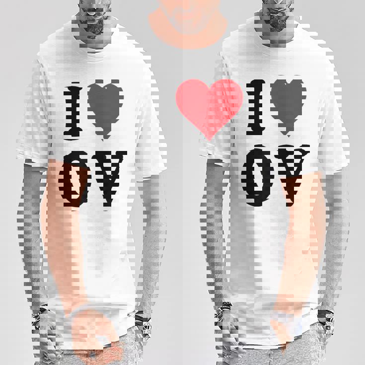 I Heart Ov Initials I Love OV First And Last Name O Tシャツ 面白い贈り物