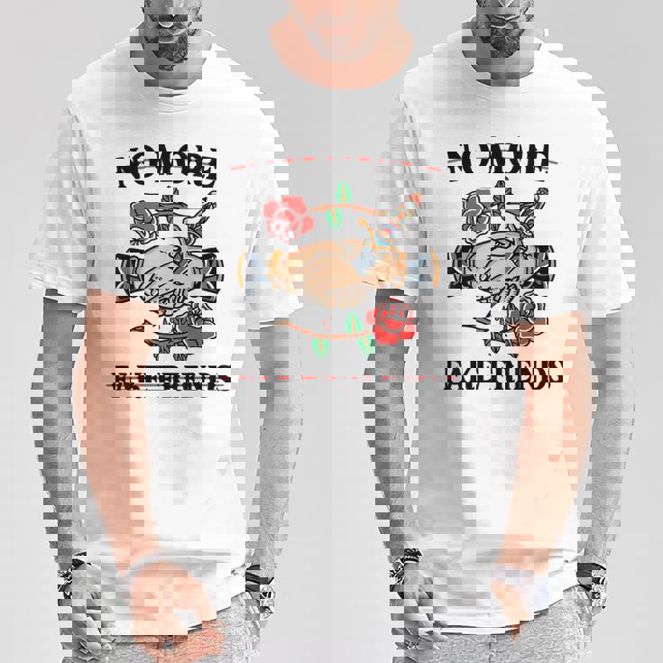 No More Fake Friends 伝統的なタトゥーインク オールドスクール エッジー Tシャツ 面白い贈り物