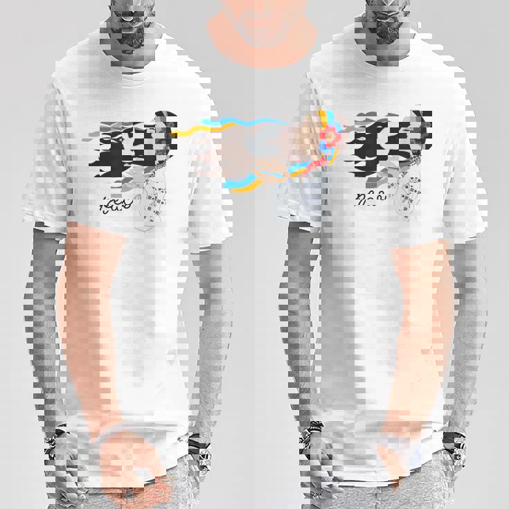 ウクライナの少女がウクライナの平和を支援 Tシャツ 面白い贈り物