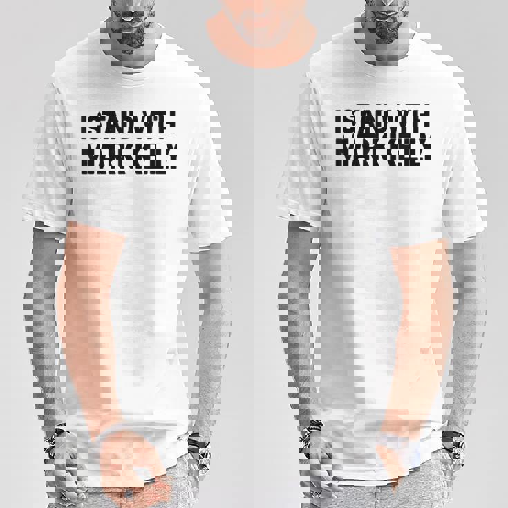 マーク・ケリーと立ち、投票ブルー、政治アパレル2026 Tシャツ 面白い贈り物