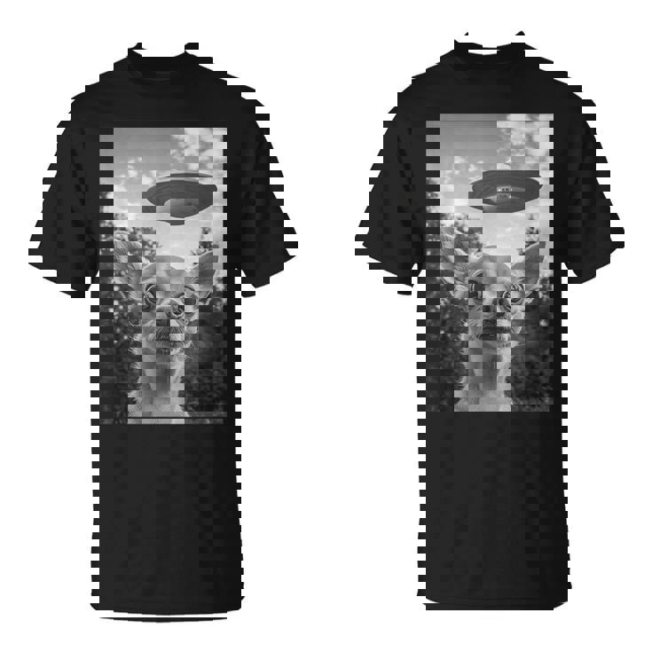 Chihuahuaelfie With Ufo Ufo と面白いチワワのセルフィー Tシャツ