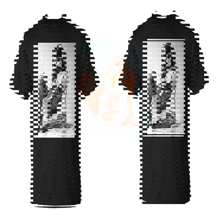 セクシーガールグラフィックtシャツ-猫マスクv2のセクシーなピンナップガール Tシャツ