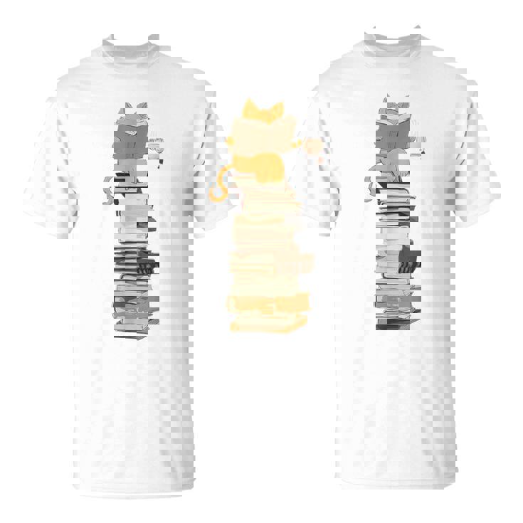 かわいい猫、本好きの猫 Tシャツ