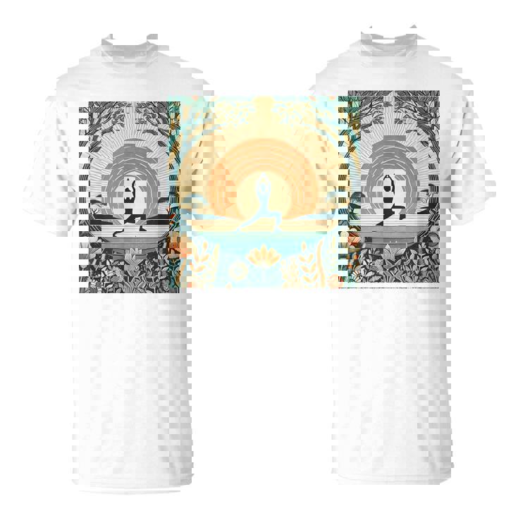夕焼けの戦士ポーズ、ヨガの自然のイラスト、花柄。 Tシャツ