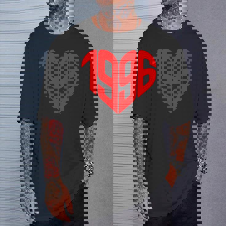 1996年ハート型ヴィンテージ 1996年ハート型愛 30歳の誕生日に Tシャツ 彼への贈り物