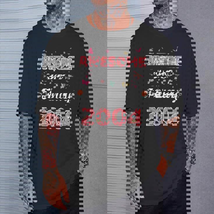 2004年2月から素晴らしい花、2004年2月の誕生日。 Tシャツ 彼への贈り物