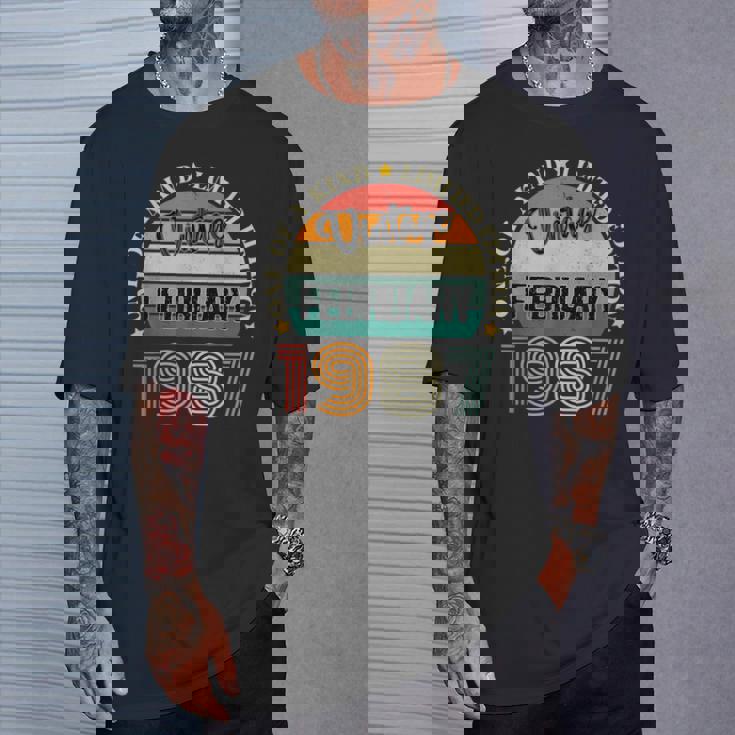 37歳 ヴィンテージ 1987年2月 37歳の誕生日 レトロ Tシャツ 彼への贈り物
