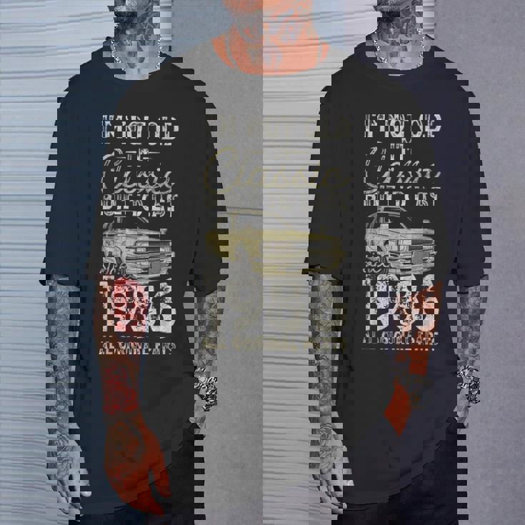 40 歳の誕生日、1986 年以来、クラシックカー、40 歳 Tシャツ 彼への贈り物