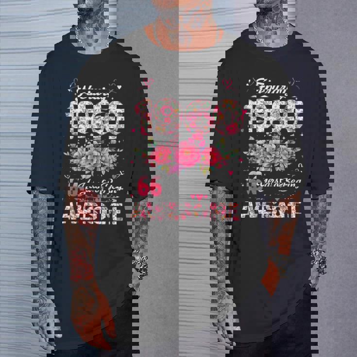 66歳 1960年2月 花柄 66歳 誕生日 男性 女性 Tシャツ 彼への贈り物