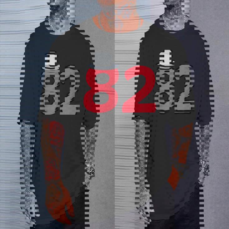 82歳の誕生日番号82 82歳の誕生日番号 Tシャツ 彼への贈り物