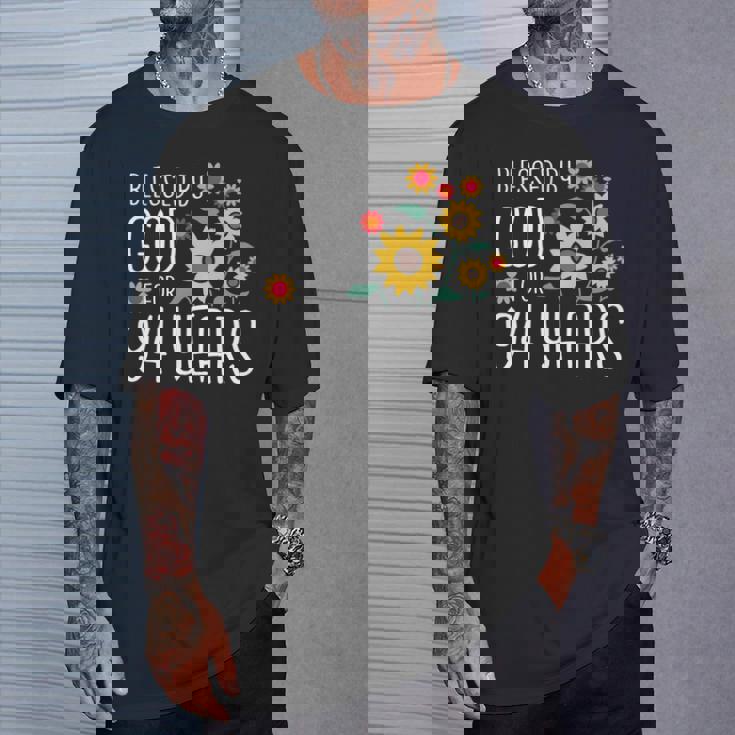 94歳の神に祝福され 可愛いひまわり 94歳の誕生日 長袖tシャツ Tシャツ 彼への贈り物