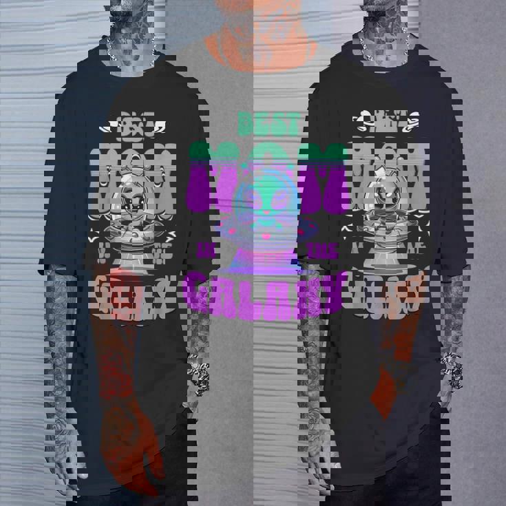 Best Mom In The Galaxy Cute Alien T-Shirt Gifts for Him