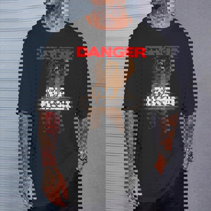 Danger I'm A Big Hugger 面白い危険な熊のハギング Tシャツ 彼への贈り物